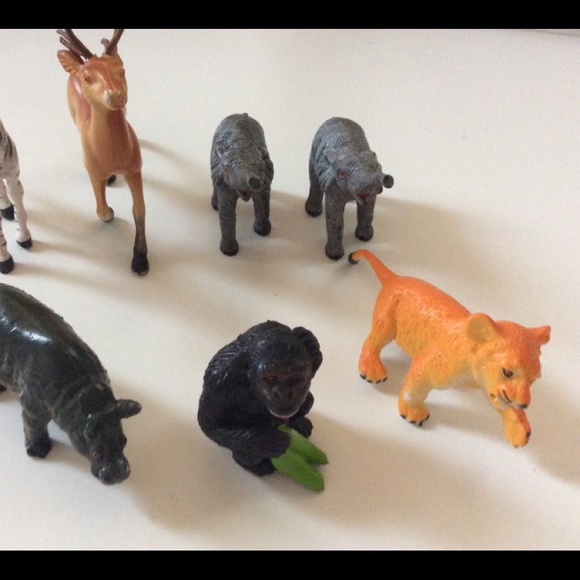 7 items Toy Reindeer and other small animals Set of 7 language development toys - Picture 6 of 8